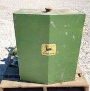 John Deere front mounted aux. fuel off of 4450
