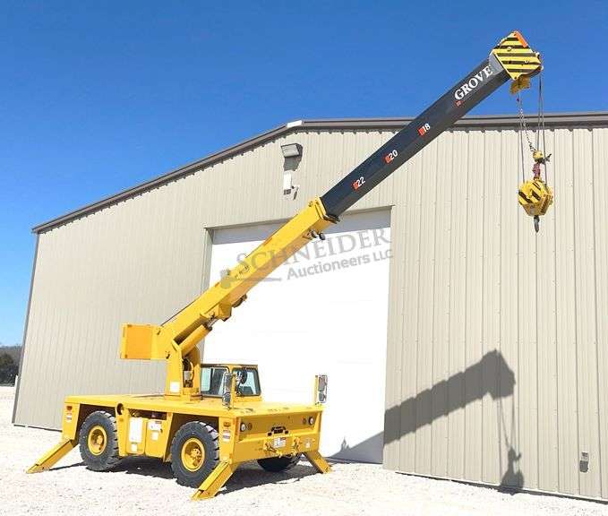 Grove AP-308 carry deck crane