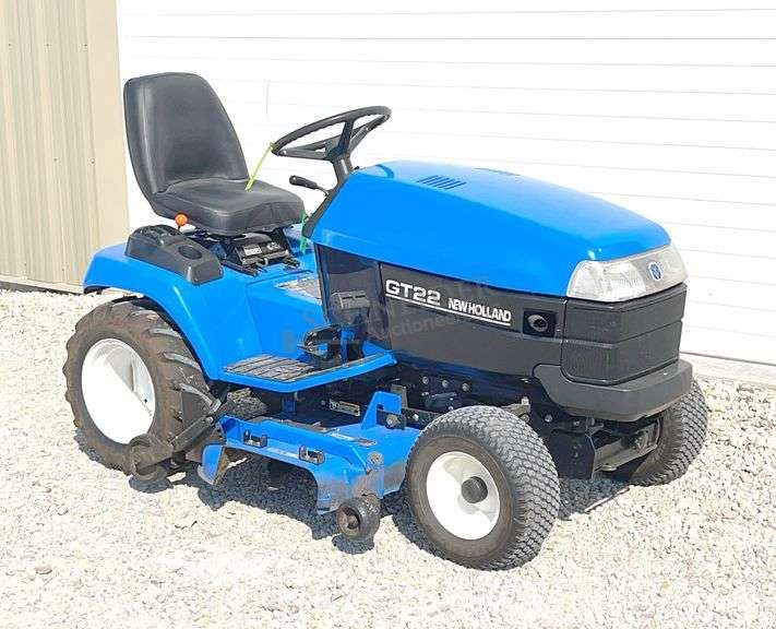 New Holland GT22 riding mower