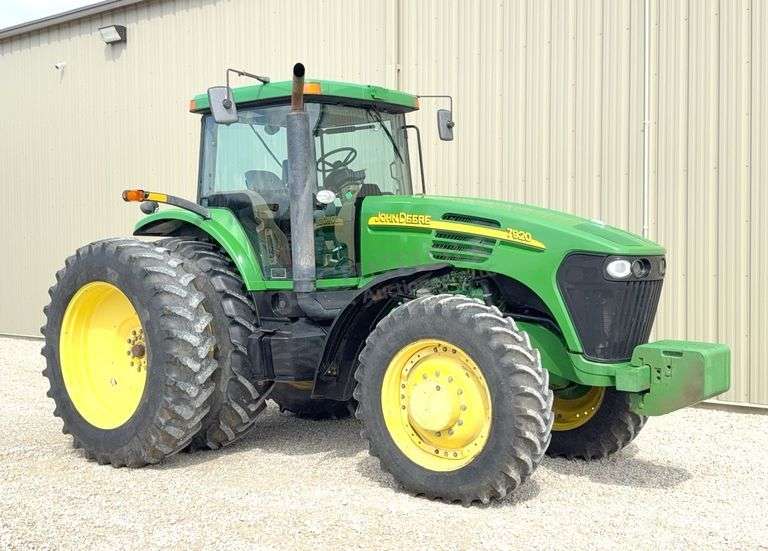 2003 John Deere 7920 tractor - 5,106 hours - pre-emissions