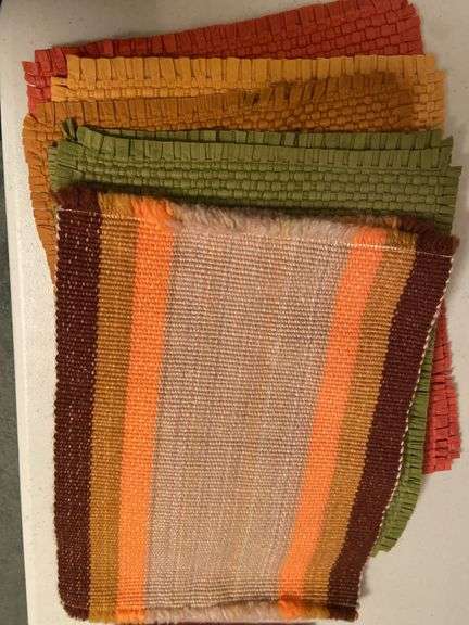 Placemats, kitchen linens