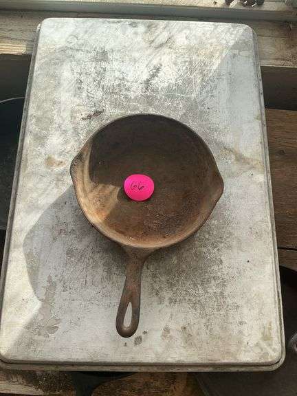 9 inch Wagner skillet