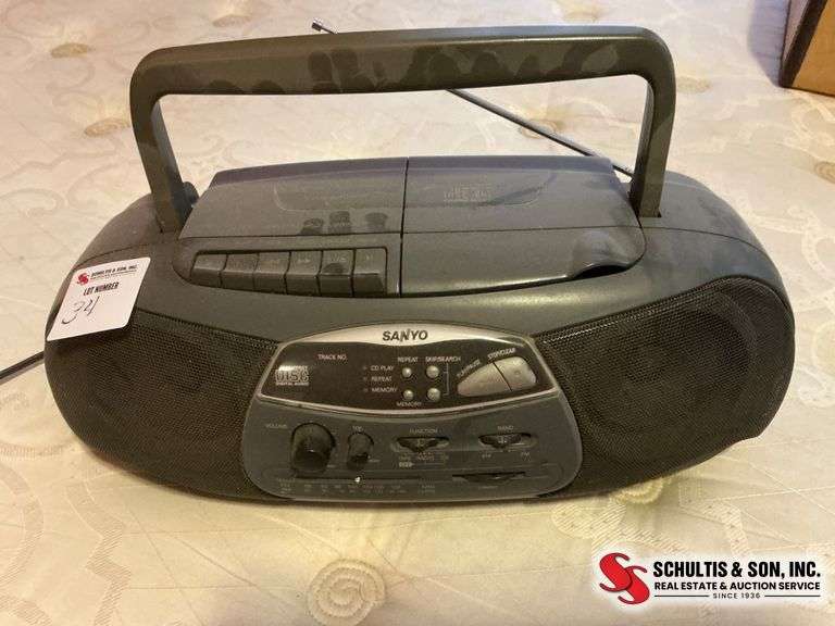 Sanyo Portable Stereo