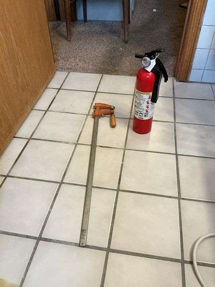 fire extinguisher