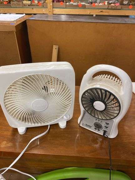 2 FANS