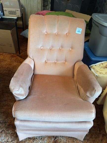 Retro pink rocking chair