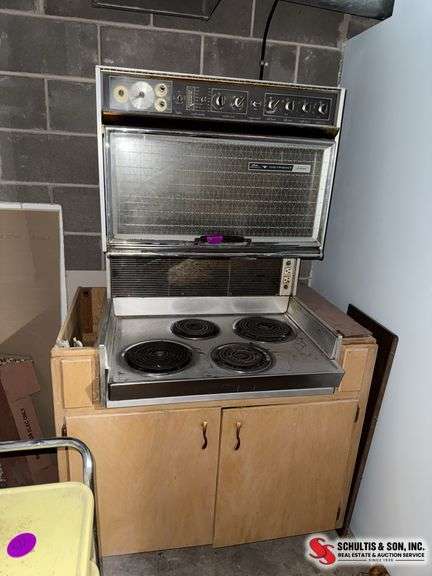 60’s HOT POINT OVEN STOVE WITH CABINETS