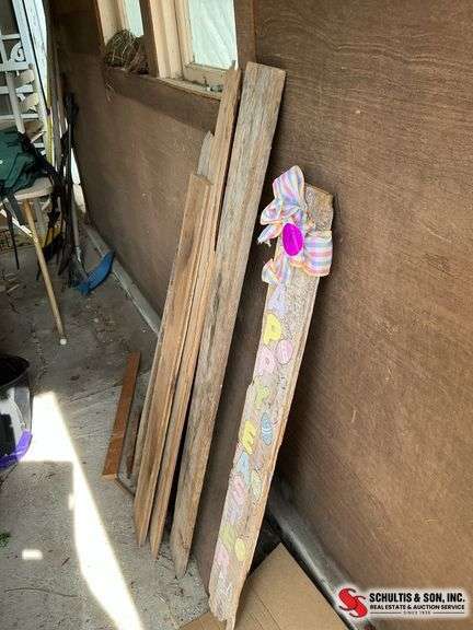 Old Barnwood for decorations, and happy Easter side