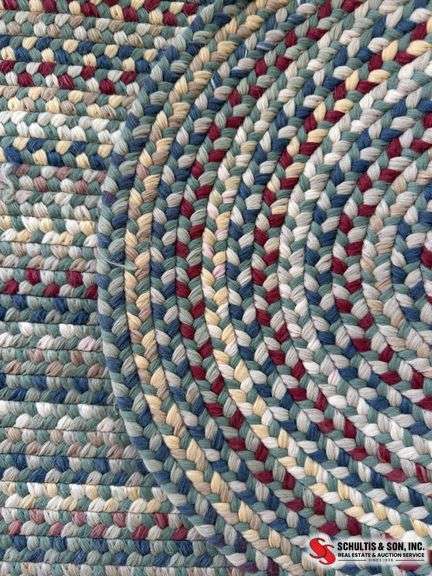 Runner  hall   Braided rug