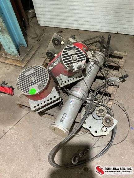 ThreeKnight pneumatic cranes one AL Trol lift crane