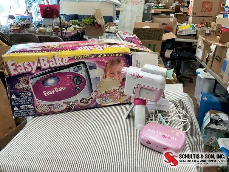 Easy bake oven and Barbie toys SCHULTIS SON INC