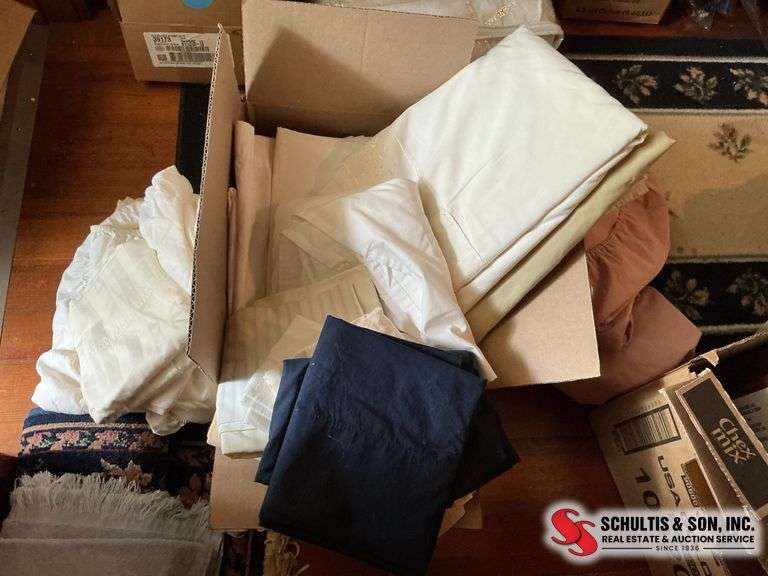 White and colored bedsheets and pillowcases ￼