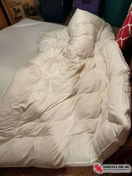 downfi￼lled pillow bed topper, and one foam pillow bed topper for full beds
