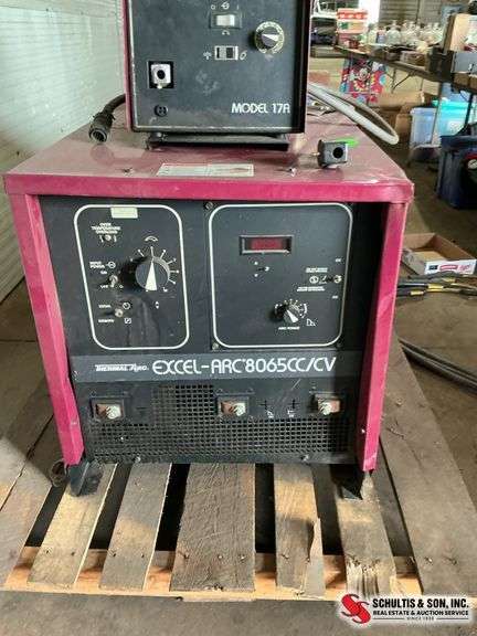 Thermal Arc DC ARC welder never used damaged in freight has been fired up