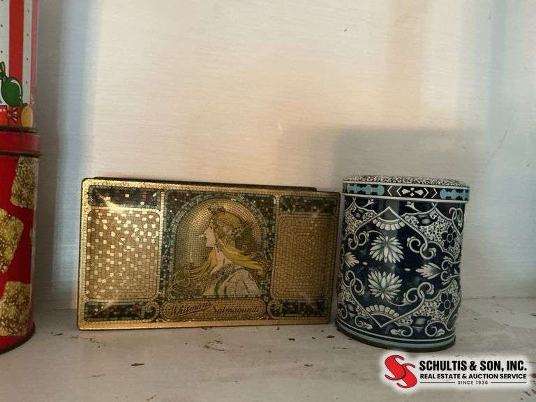 Vintage Whitmans chocolate tin