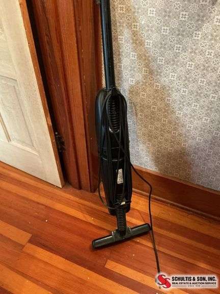 Eureka super broom ￼