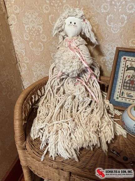 mop doll- wall hanging- 2 heart shaped punchers- vase with artificial flowers- 2 ￼trinket containers
