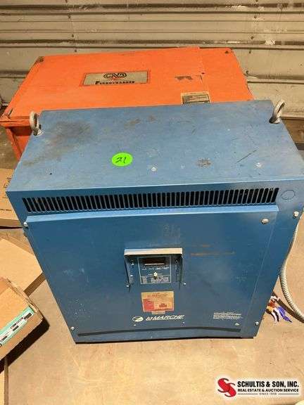 La MARCHE  recharger 240 480 V volt GNB FERROCHARGER 240 480 volt 