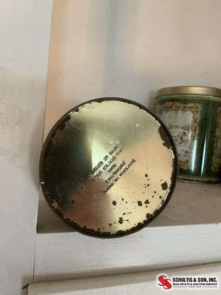 Vintage Whitmans chocolate tin