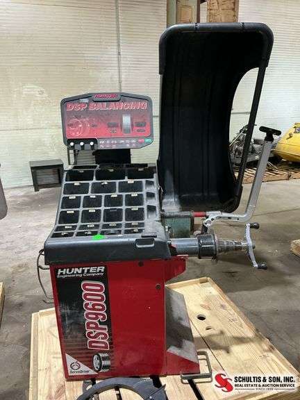 Hunter DSP 9600 wheel balancer turns on not working at this time