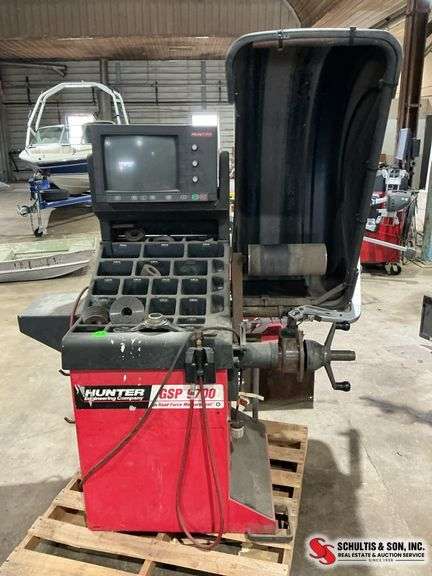 Hunter GSP 9700 generation one road force balancer turns on working condition unknown