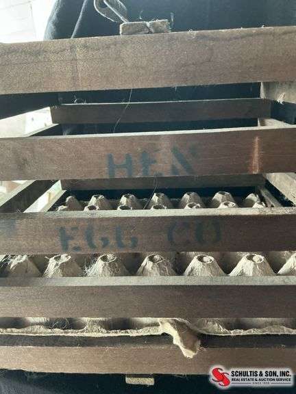 Wooden egg crate