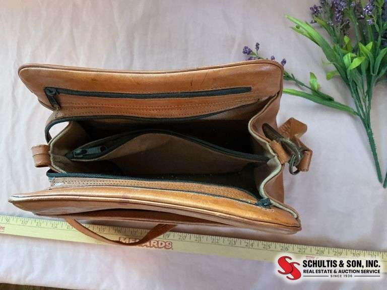 Leather purse display