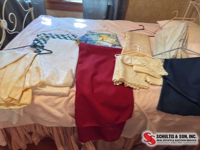 Table clothes all sizes