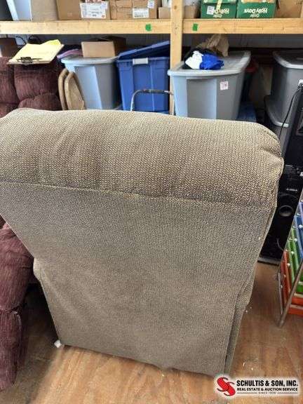 Pride medium size lift chair