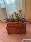 Leather purse display