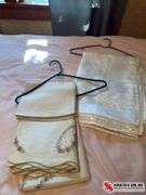 Table clothes   Autumn place   All sizes  pressed on hangers