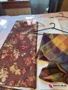Table clothes   Autumn place   All sizes  pressed on hangers