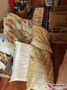 Queen size green and floral bed comforter- 2 feather pillows- and a foam pillow ￼