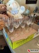 Crystal wine glassware