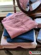 Bathroom towels