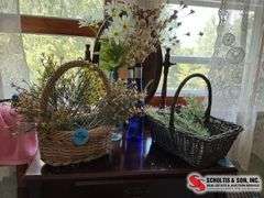 Artificial flowers and baskets
