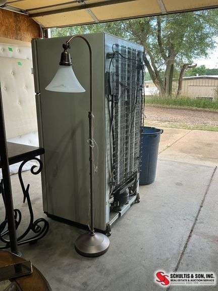 three very nice floor lamps, and one table lamp ￼