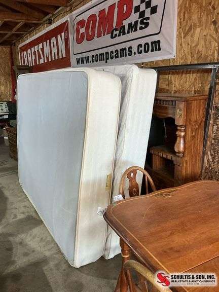 QUEEN SIZE BED with big headboard with mirror and light