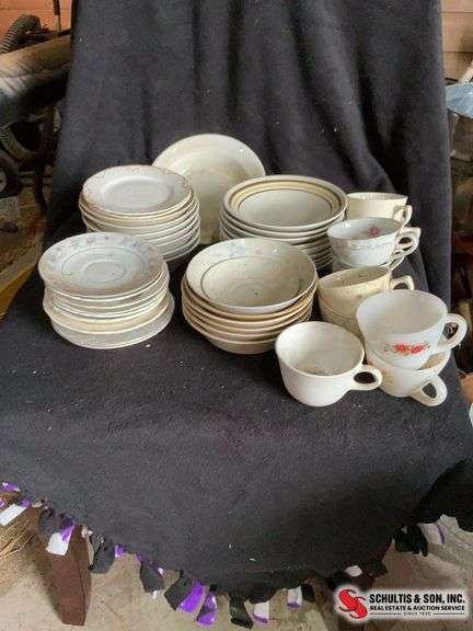 pieces from different China sets