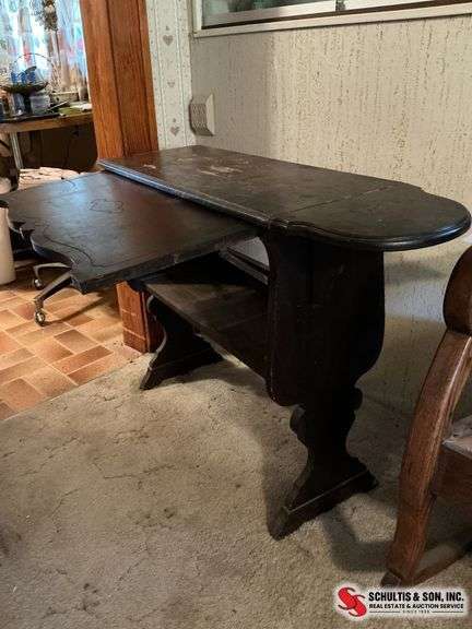 Vintage side table with two pop up leaves