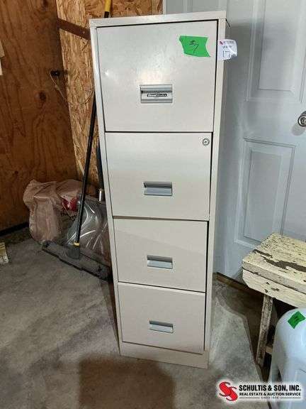 Three drawer metal file cabinet in good shape