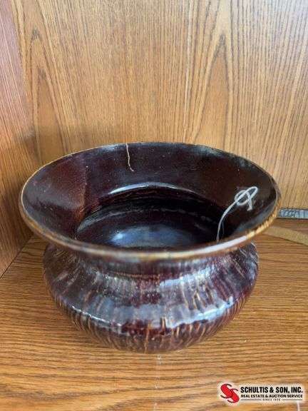 Stoneware spittoon