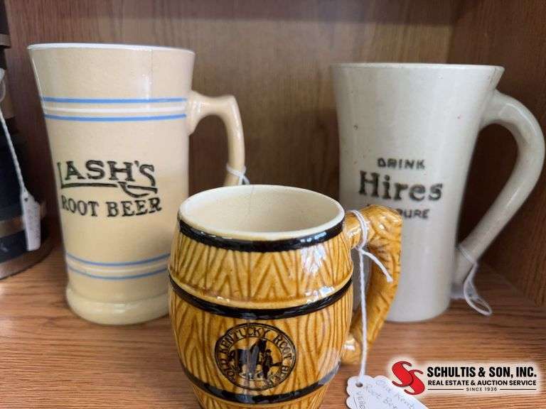 3 ROOT BEER MUGS