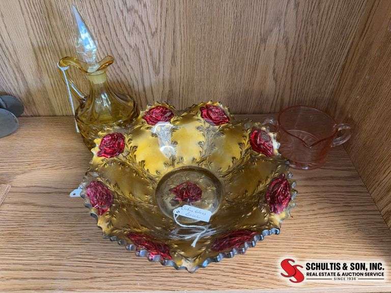 Goofus bowl , pink depression creamer