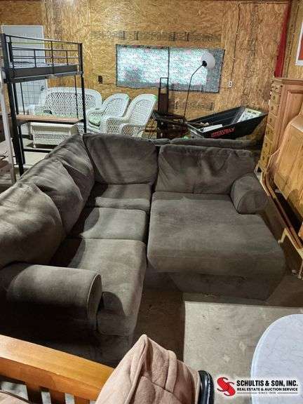 Sectional Sofa With Chaise