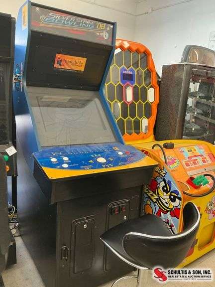 Silver Strike Bowling Arcade Machine