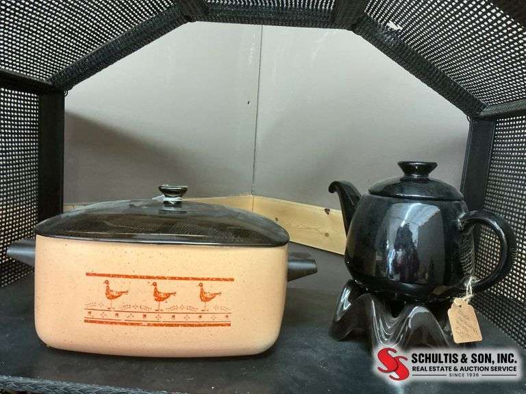 Ceramic Casserole and Teapot Set