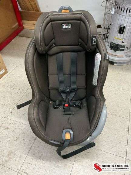 Chicco Convertible Car Seat