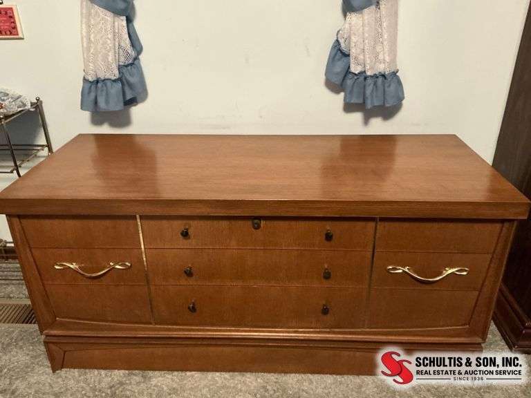Cavalier Cedar Storage Chest