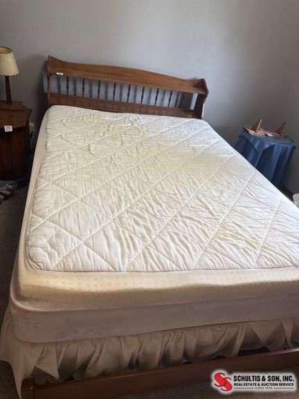 Wood Frame Queen Bed
